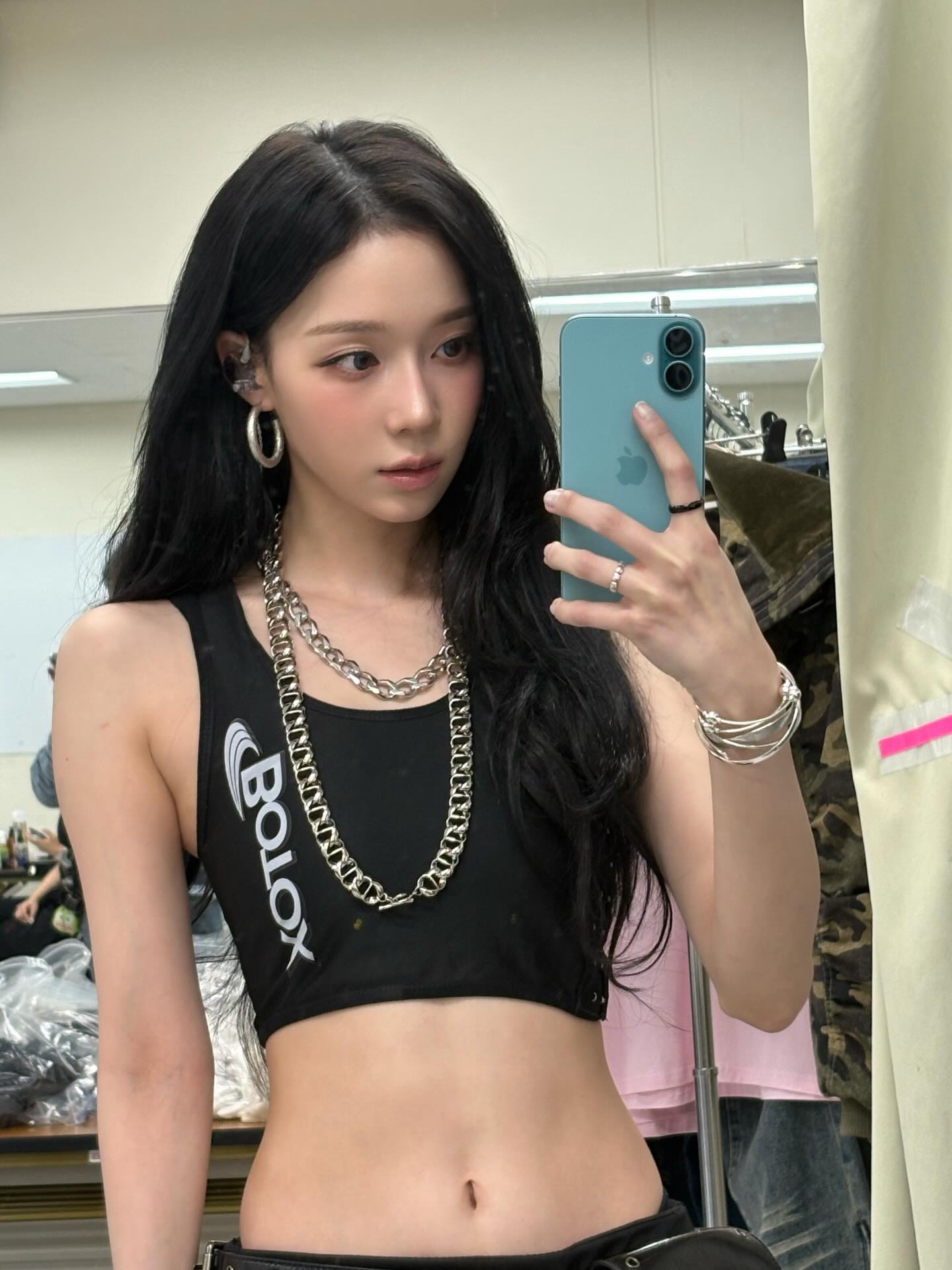 에스파 윈터 wearing PB046B